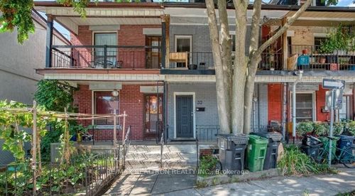 lower-32 Macklem Ave, Toronto, ON, M6J3M2 | Card Image