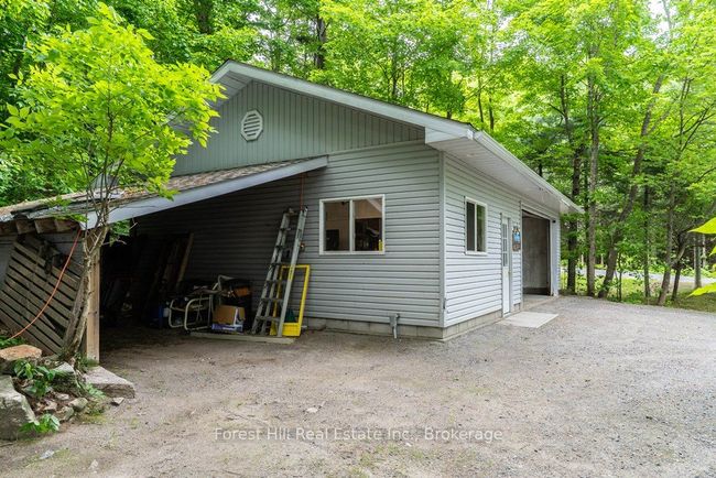 1131 Buckslide Rd, House other with 3 bedrooms, 1 bathrooms and 6 parking in Algonquin Highlands ON | Image 10