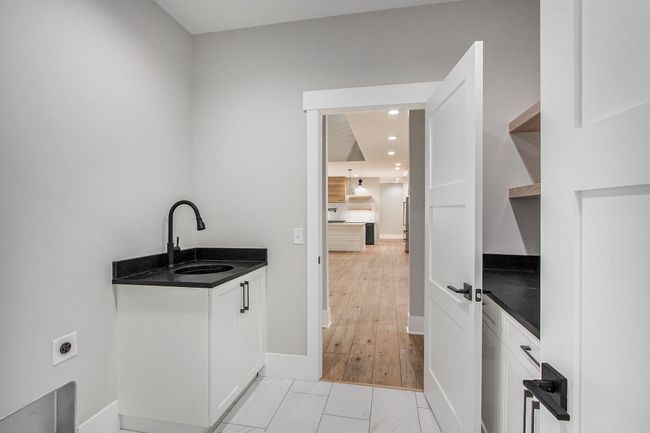 7826 Corners Cv, House other with 5 bedrooms, 5 bathrooms and null parking in Kalamazoo MI | Image 28