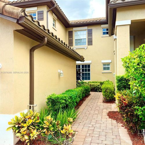 22-b-8351 Nw 128th Ln, Parkland, FL, 33076-4908 | Card Image