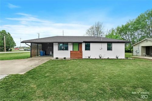 110 Se 13th St, Bentonville, AR, 72712-6316 | Card Image