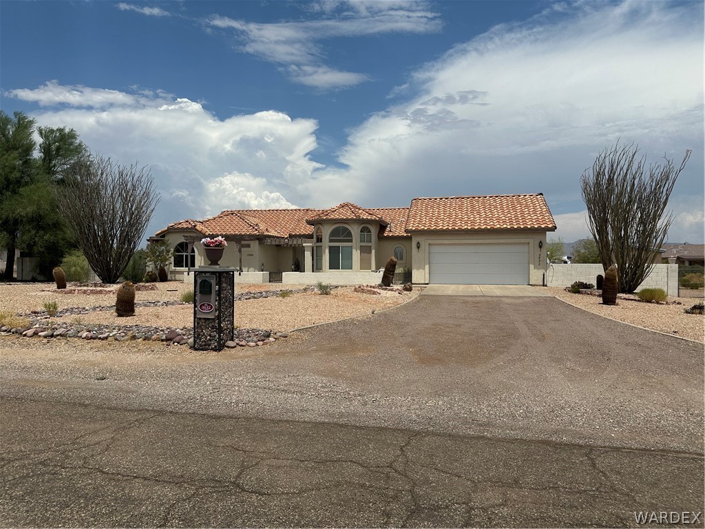 Venus Ct, Golden Valley, AZ 86413
