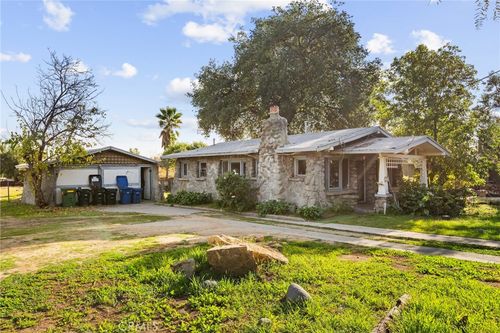 11192 Osborne St, Sylmar, CA, 91342-6602 | Card Image