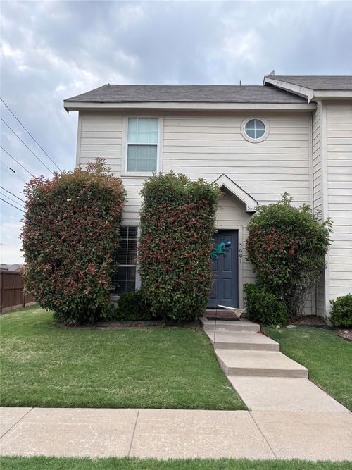 5601 Giddyup Ln, Fort Worth, TX, 76179-7352 | Card Image
