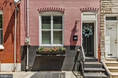 1541 S Chadwick St, PHILADELPHIA, PA, 19146-4730 | Card Image