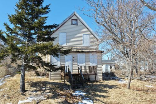 15 Mckeen Street, Glace Bay, NS, B1A5C2 | Card Image