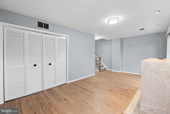 6804 Signature Cir, Townhouse with 3 bedrooms, 4 bathrooms and null parking in ALEXANDRIA VA | Image 26
