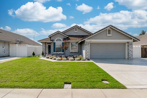 628 Mission Ridge Dr, Manteca, CA, 95337-6887 | Card Image