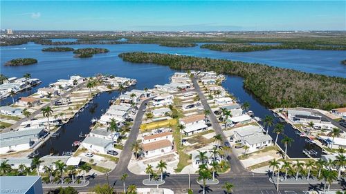 128 Cortez Way, FORT MYERS BEACH, FL, 33931-3422 | Card Image