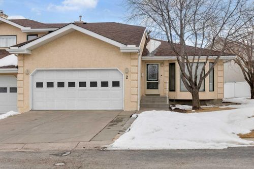 2-200 Sandstone Dr Nw, Calgary, AB, T3K4N7 | Card Image