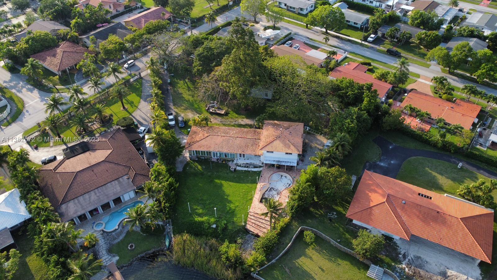 89th Ave, Miami, FL 33165