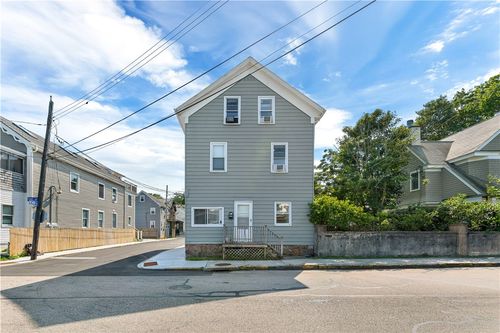 24 Pond Ave, Newport, RI, 02840-2145 | Card Image