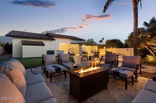 6252 E Beverly Ln, Scottsdale, AZ, 85254-1355 | Card Image