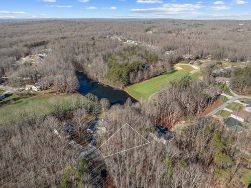 34 Clinebrook Dr, Crossville, TN, 38558-8212 | Card Image