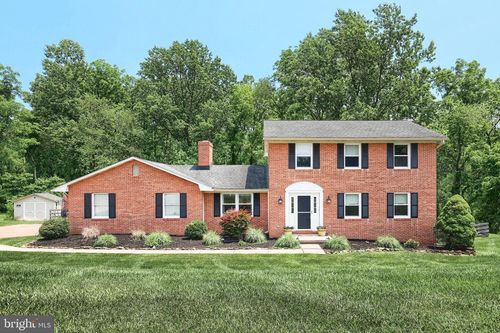 1800 Twin Lakes Dr, Jarrettsville, MD, 21084-1925 | Card Image