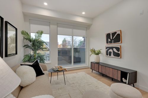 600 Rochester Ave, Coquitlam, BC, V3K | Card Image