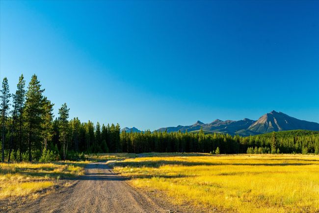 400 Kintla Ranch Rd, House other with 7 bedrooms, 6 bathrooms and null parking in Polebridge MT | Image 121