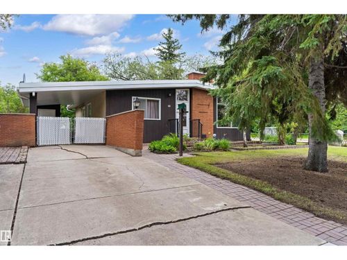 40 Curlew Cres, Sherwood Park, AB, T8A0H4 | Card Image