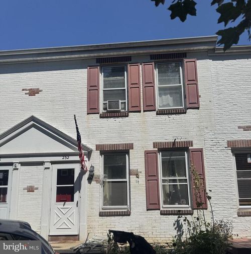 232 E 2nd St, BERNVILLE, PA, 19506-9224 | Card Image