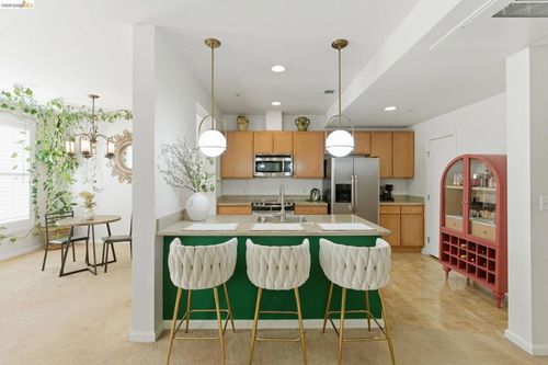 unit-313-88 E 6th St, Pittsburg, CA, 94565-7979 | Card Image