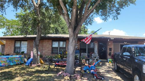 5703 Kerry Dr, Corpus Christi, TX, 78413-3409 | Card Image