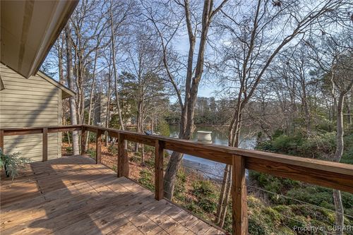 4f-68 Villa Ridge Dr, Hartfield, VA, 23071-9701 | Card Image