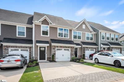 130 Marthawood Lane, Townhouse with 3 bedrooms, 2 bathrooms and 1 parking in Greer SC | Image 2