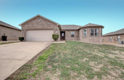 56 Huntington Dr, Austin, AR, 72007-8116 | Card Image
