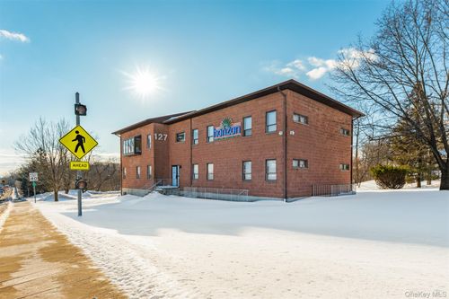 127 Route 59, Monsey, NY, 10952-3629 | Card Image