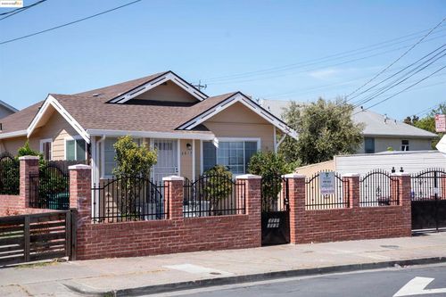 3517 Allendale Ave, Oakland, CA, 94619-1007 | Card Image