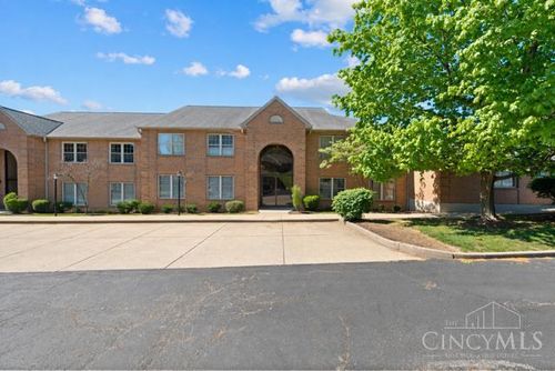 3353 Diehl Road, Green Twp, OH, 45211 | Card Image