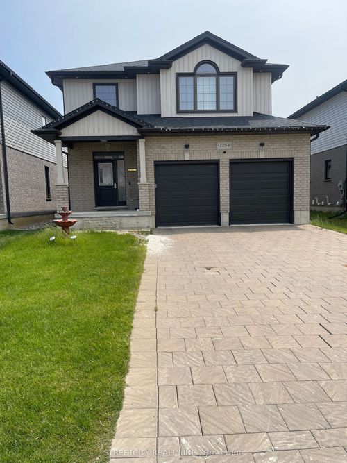 1754 Henrica Ave, London, ON, N6G0Y2 | Card Image