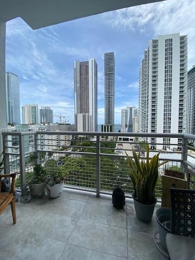 908 - 2200 Ne 4th Ave, Condo with 2 bedrooms, 2 bathrooms and null parking in Miami FL | Image 1