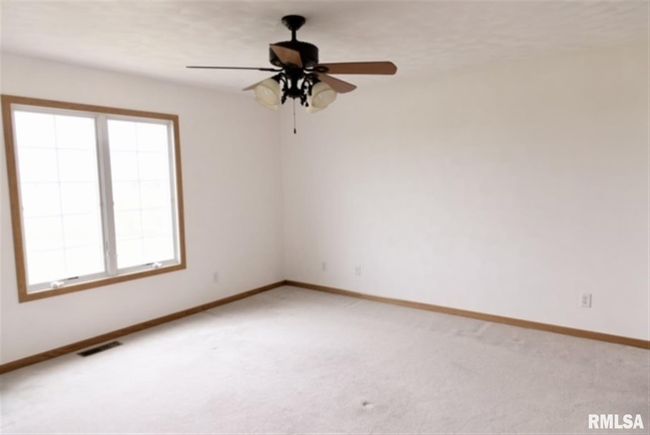 27605 Allens Grove Road, House other with 3 bedrooms, 4 bathrooms and null parking in Donahue IA | Image 9