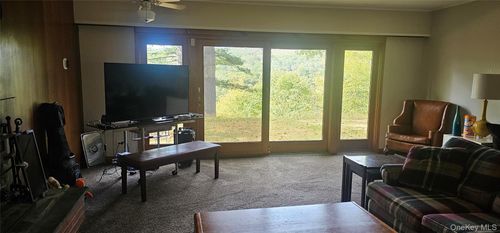 9 Cherry Hill Lane, Deerpark, NY, 12493 | Card Image