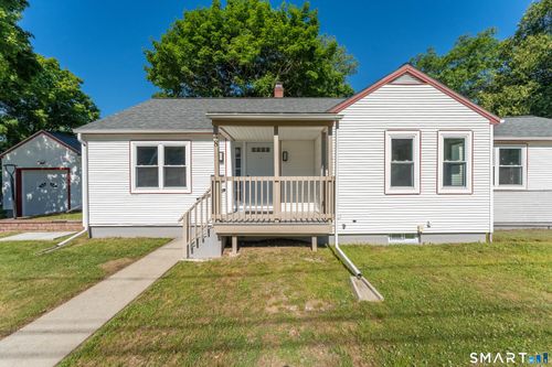 48 Edmond St, Putnam, CT, 06260-2221 | Card Image