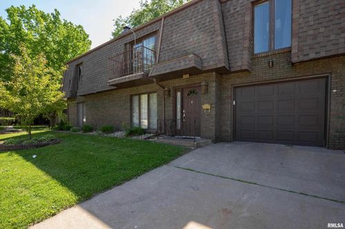 3625 34th St, Moline, IL, 61265-5348 | Card Image