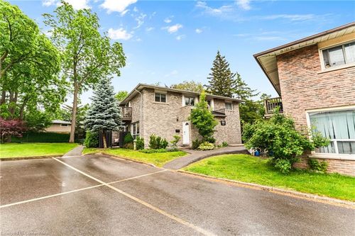 2-965 Francis Rd, Burlington, ON, L7T3Z1 | Card Image