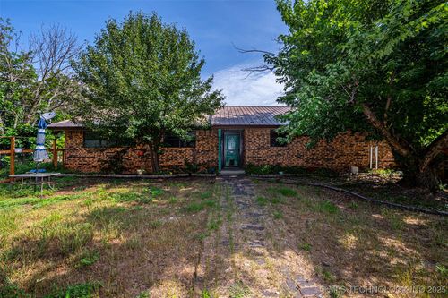 2810 Harvey Rd, Ardmore, OK, 73401-9263 | Card Image