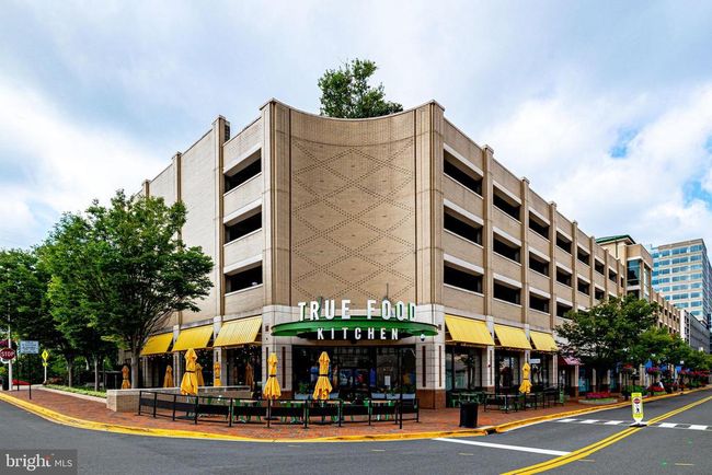 UNIT-907 - 11990 Market St, Condo with 3 bedrooms, 2 bathrooms and null parking in RESTON VA | Image 88