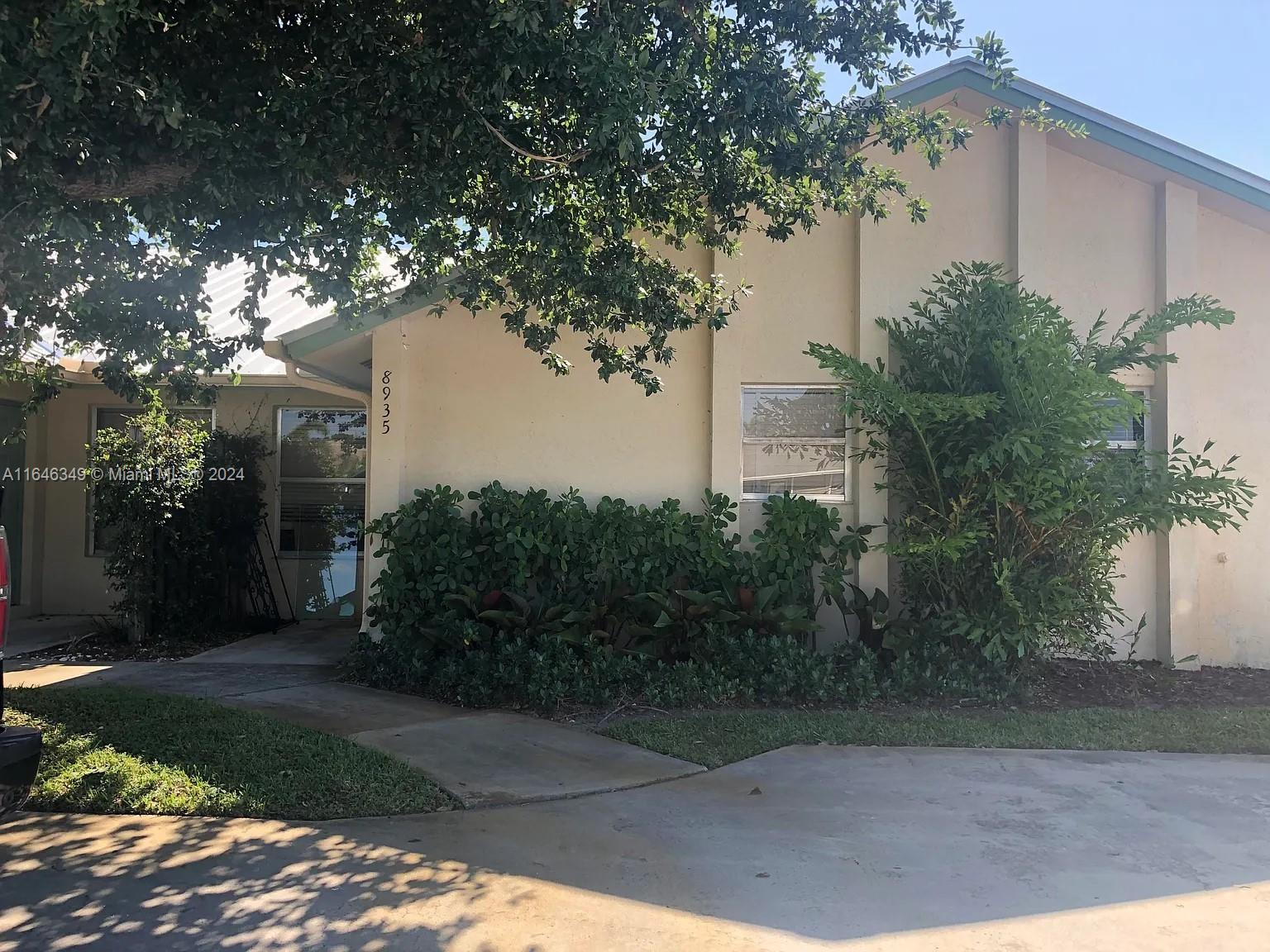 Hobe Ridge Ave, Hobe Sound, FL 33455