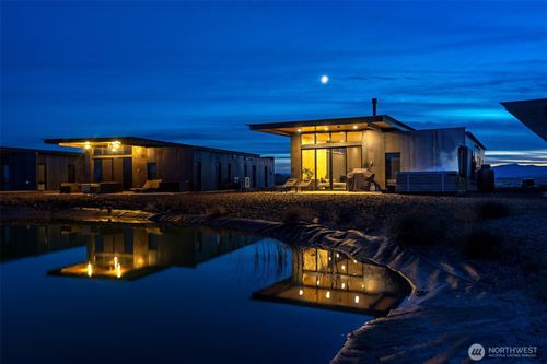 23592 Gorge View Loop Nw, Quincy, WA, 98848-6102 | Card Image