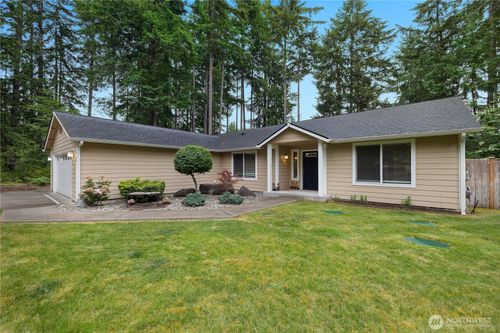 840 E Timberlake East Dr, Shelton, WA, 98584-6900 | Card Image