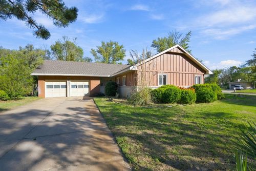 1900 W Nottingham, Wichita, KS, 67204 | Card Image