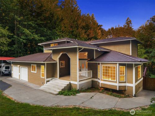 4406 270th Avenue Ne, Redmond, WA, 98053 | Card Image