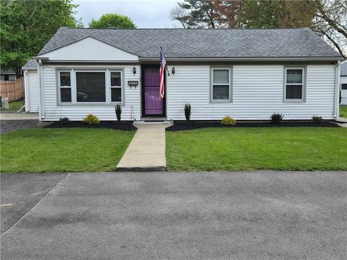 25 Dounetos St, West Warwick, RI, 02893-3106 | Card Image