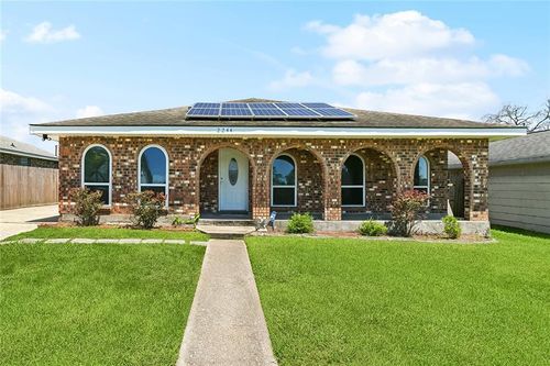 2244 Hampton Dr, Harvey, LA, 70058-1300 | Card Image