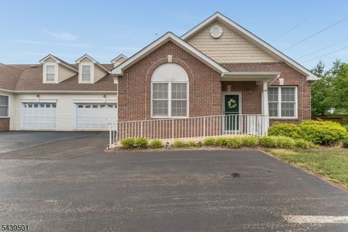 76 Samson Dr, Flemington, NJ, 08822-5102 | Card Image