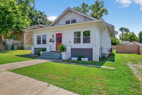 523 W 17th St, Hopkinsville, KY, 42240-1917 | Card Image