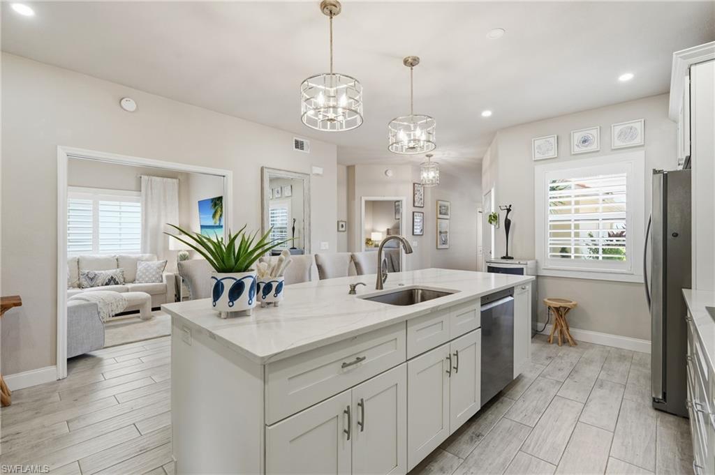 Residential in NAPLES 5